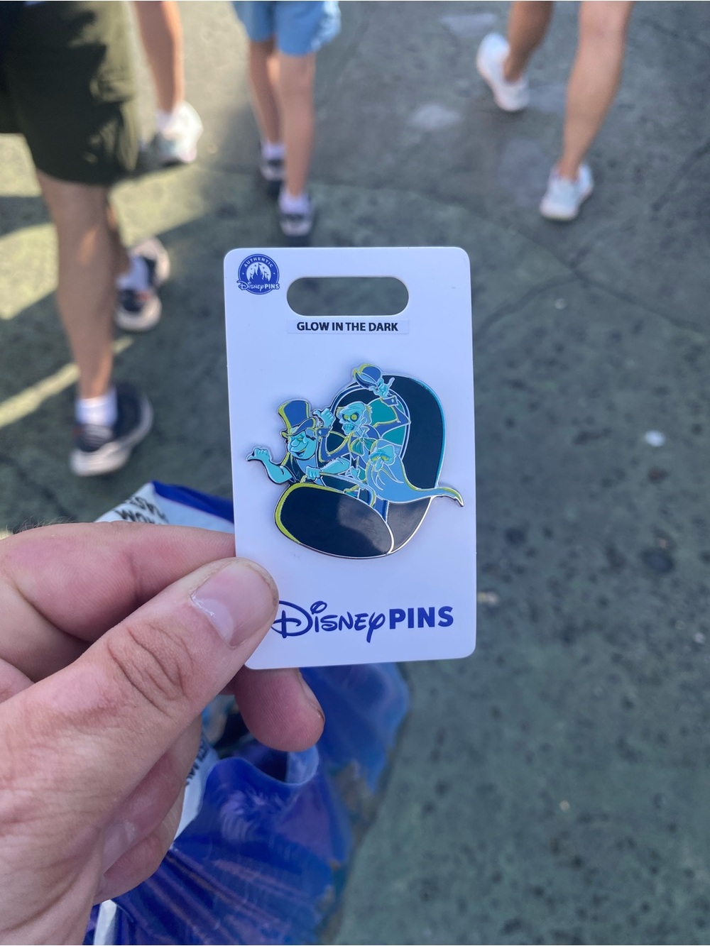 2026 Disney Parks The Haunted Mansion Hitchhiking Ghosts Doom Buggy Glow OE Pin